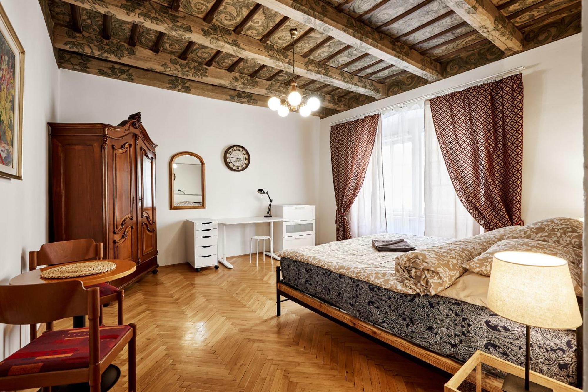 At The Blue Lion & Parking Assistance Apartamento Praga Exterior foto