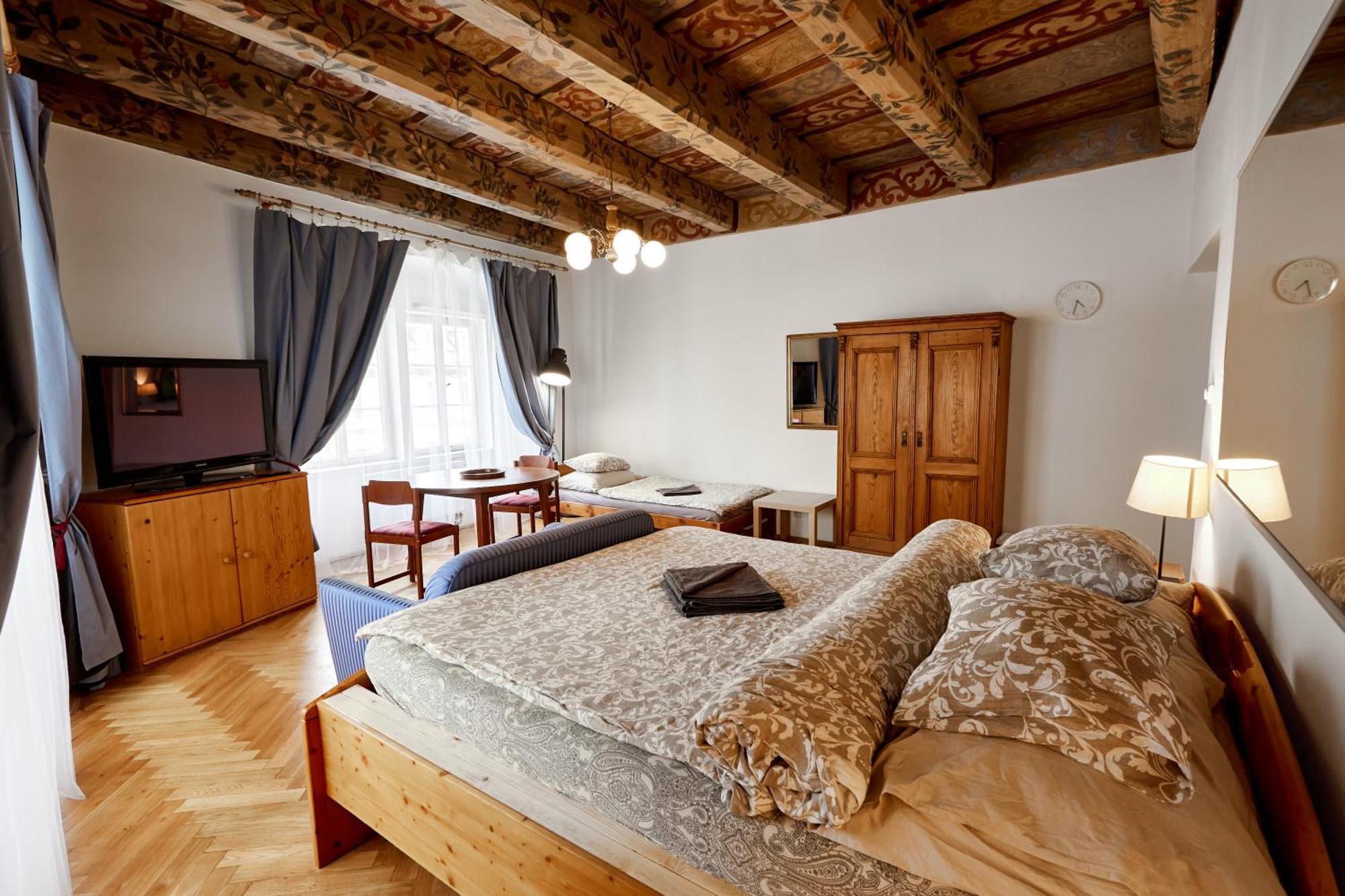 At The Blue Lion & Parking Assistance Apartamento Praga Exterior foto
