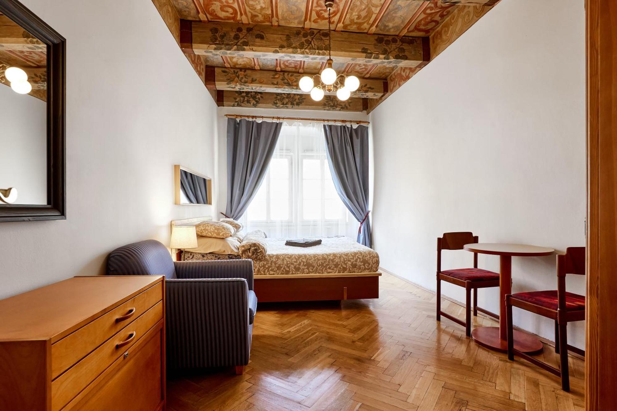 At The Blue Lion & Parking Assistance Apartamento Praga Exterior foto