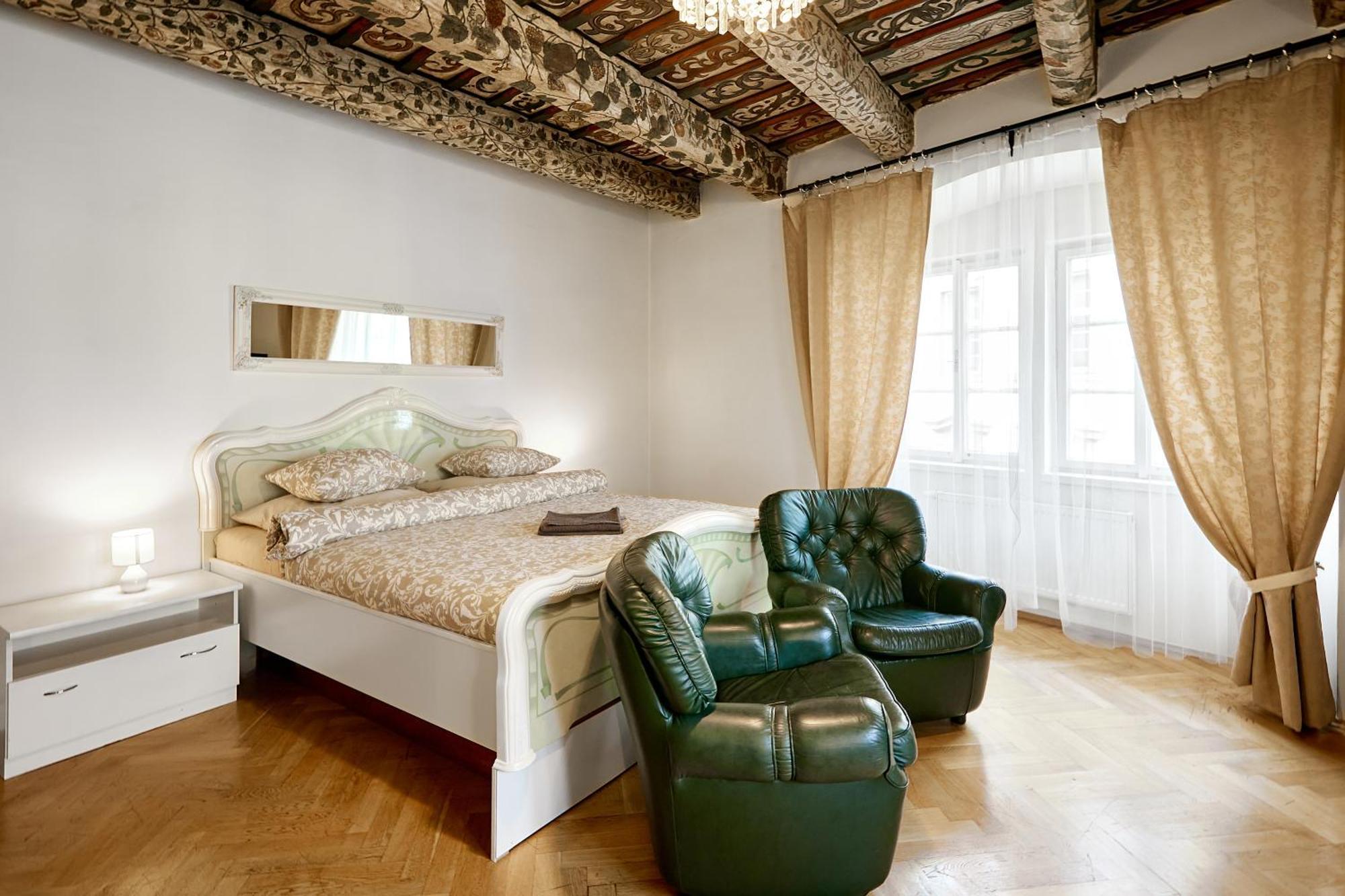 At The Blue Lion & Parking Assistance Apartamento Praga Exterior foto