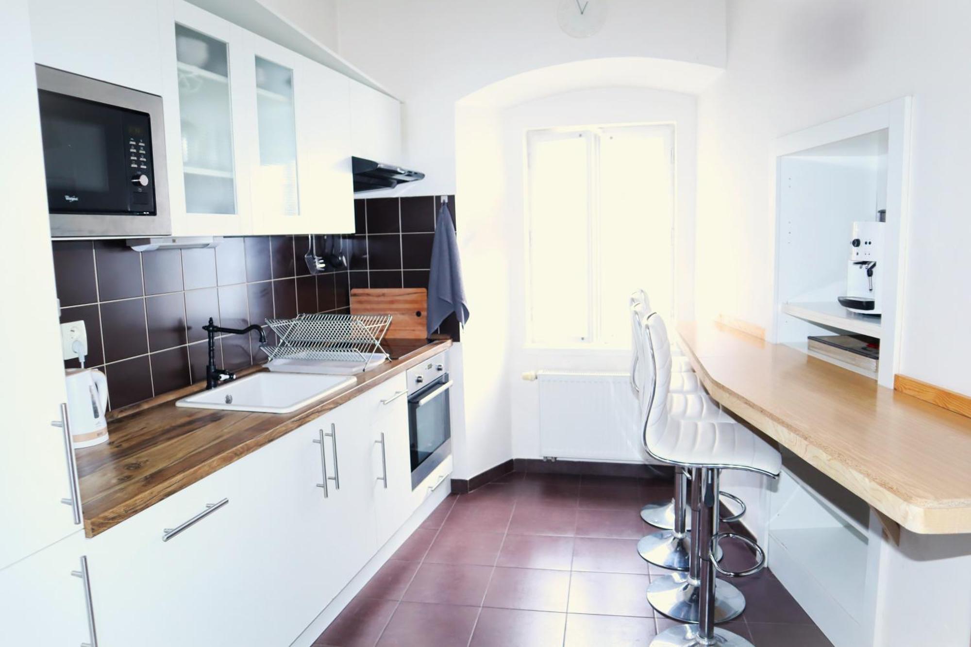 At The Blue Lion & Parking Assistance Apartamento Praga Exterior foto