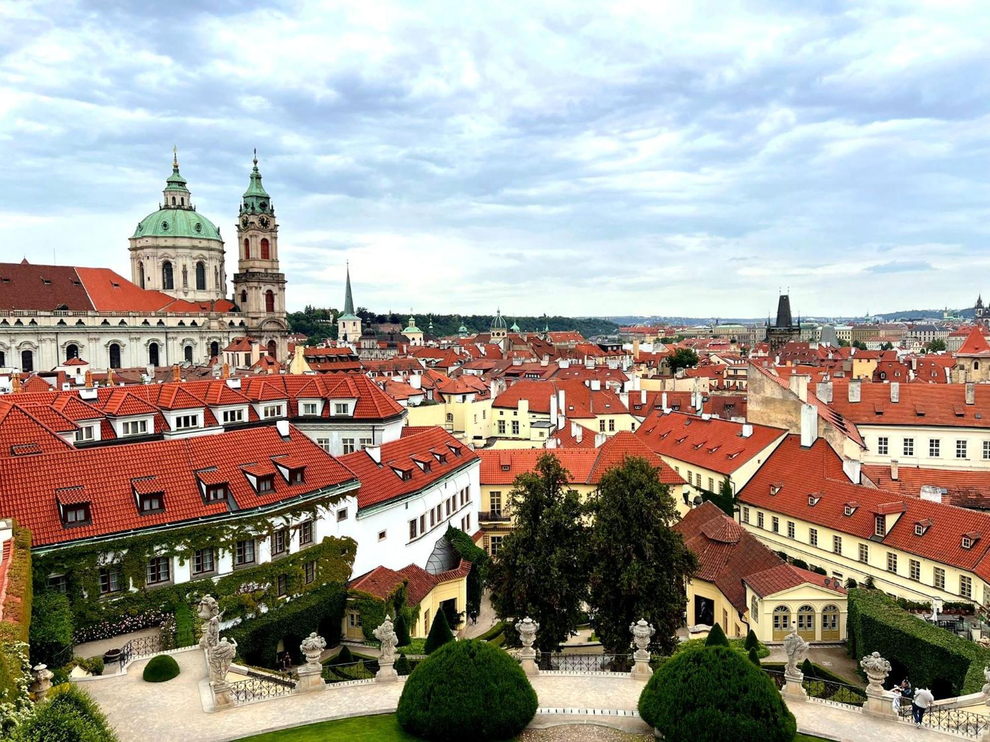 At The Blue Lion & Parking Assistance Apartamento Praga Exterior foto